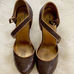 Prada Brown Leather Embroidered Wooden Block Heel Ankle Strap Sandals Size 39